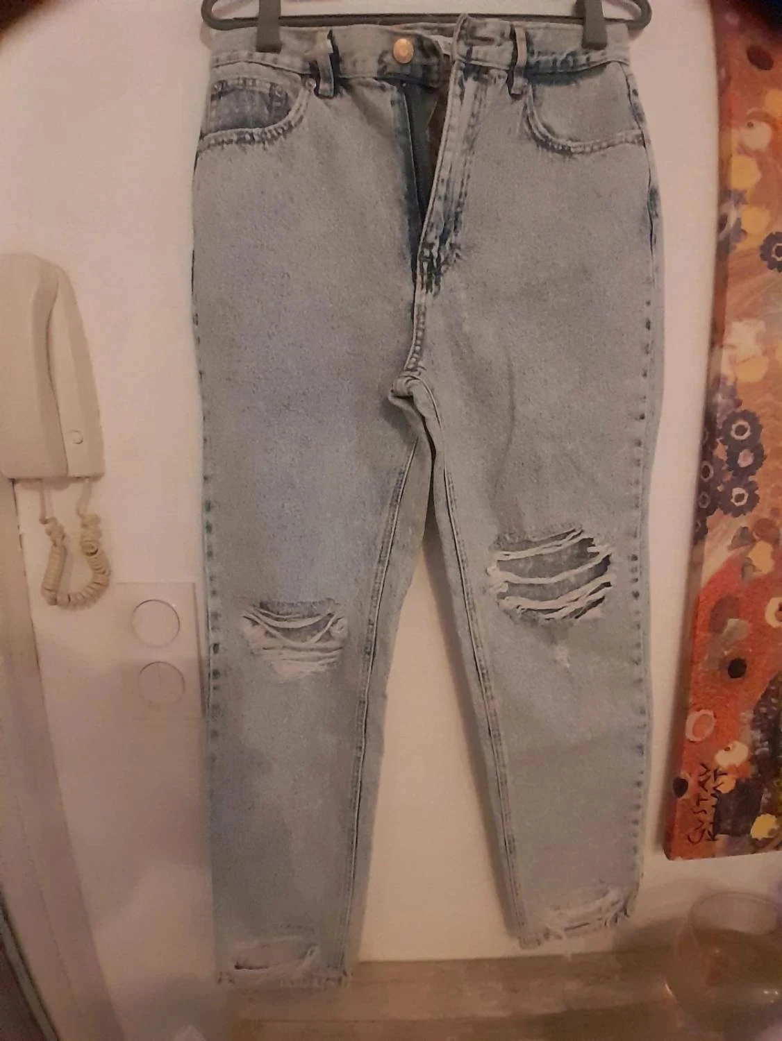 Jeans, style troué, taille 38, Marque Pull & Bear